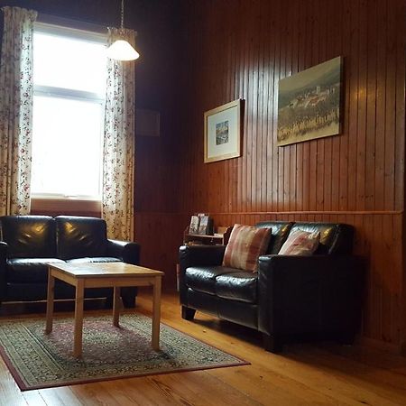 Helmsdale Lodge Hostel - All Rooms En-Suite 외부 사진