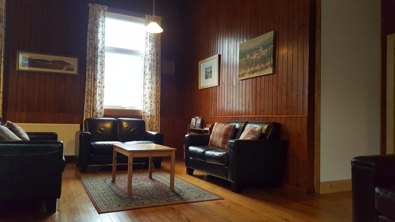 Helmsdale Lodge Hostel - All Rooms En-Suite 외부 사진